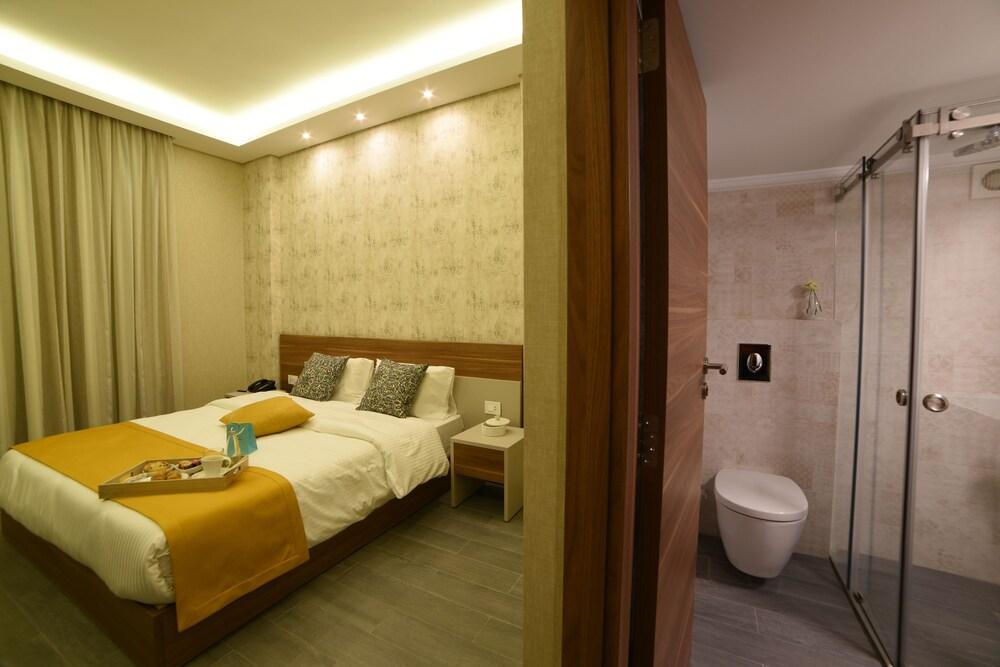 Via Verde Hotel - Bathroom