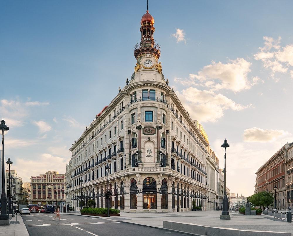 Four Seasons Hotel Madrid - Featured Image