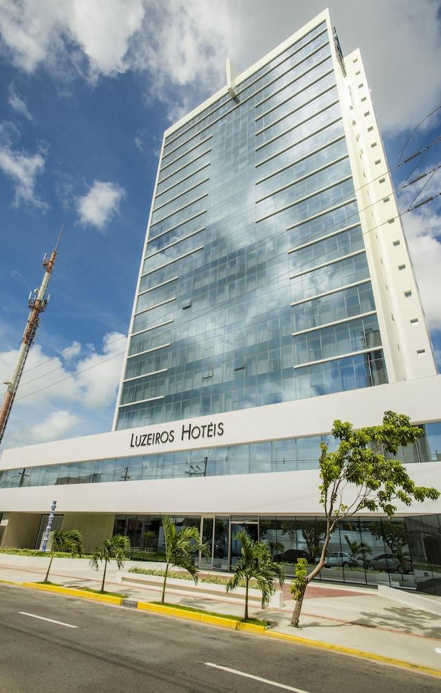 Hotel Luzeiros Recife - Featured Image