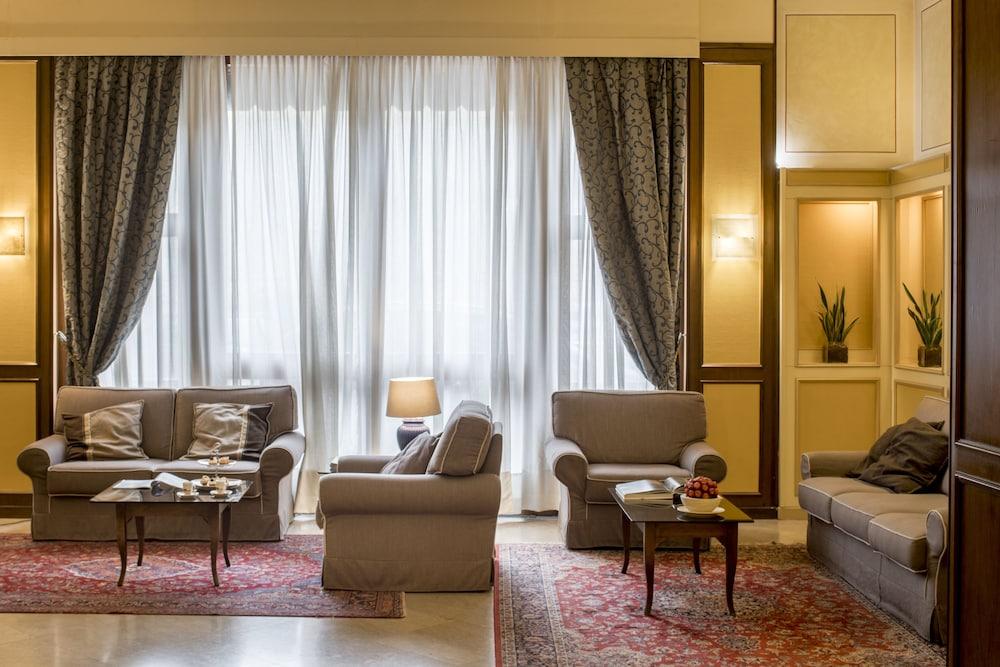 Hotel Ambasciatori - Lobby Lounge