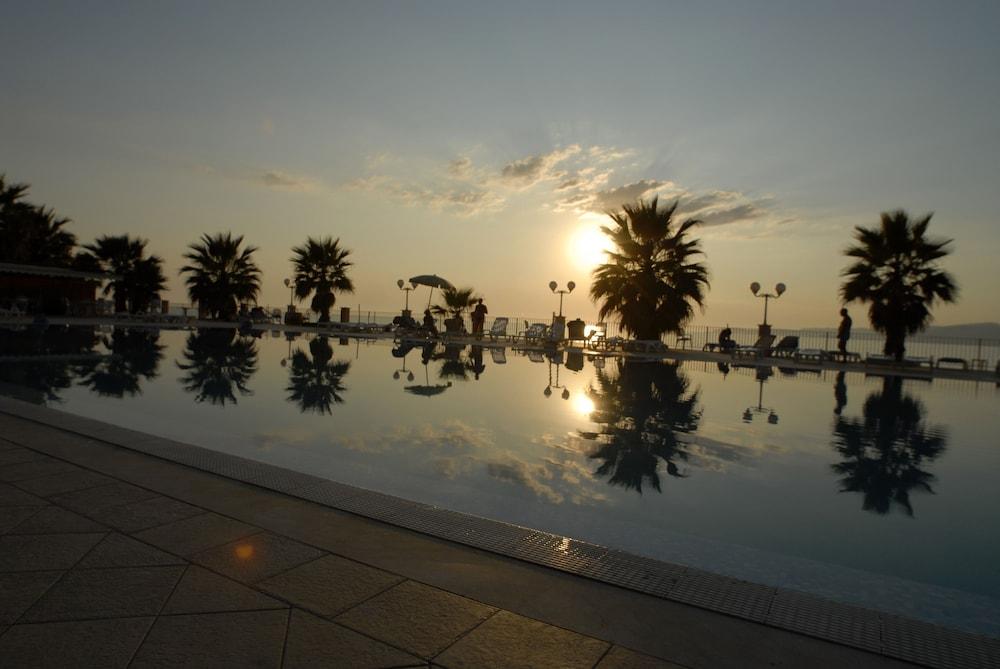 Dioscuri Bay Palace Hotel - Outdoor Pool