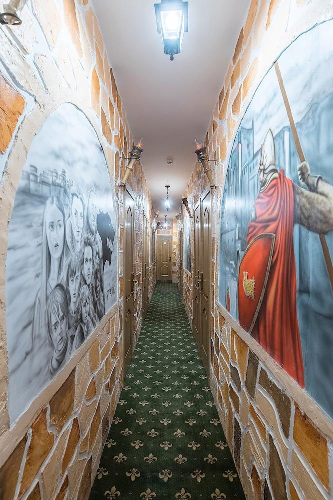 Winterfell on Kropotkinskaya - Interior Detail