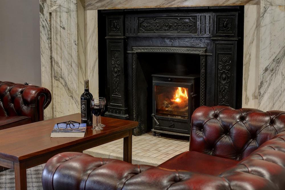 Best Western Crewe Arms Hotel - Lobby Lounge