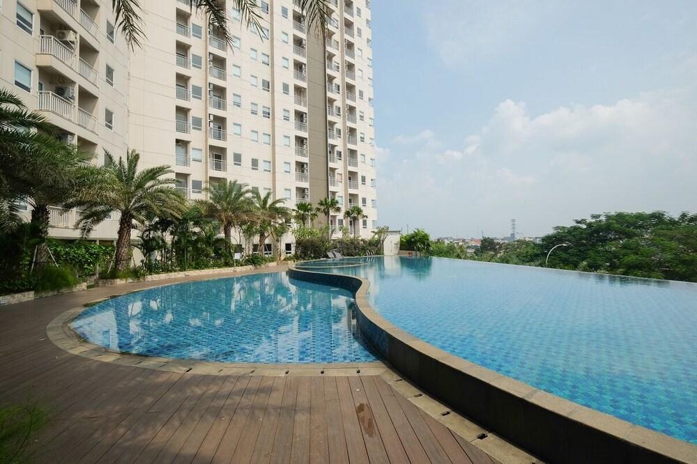 Fully Furnished with Comfortable 1BR Apartment at Mustika Golf Residence - Outdoor Pool