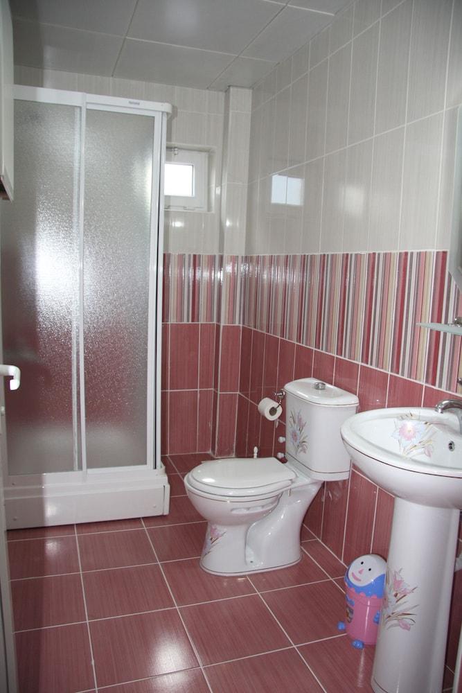 Hotel Ceyhan - Bathroom