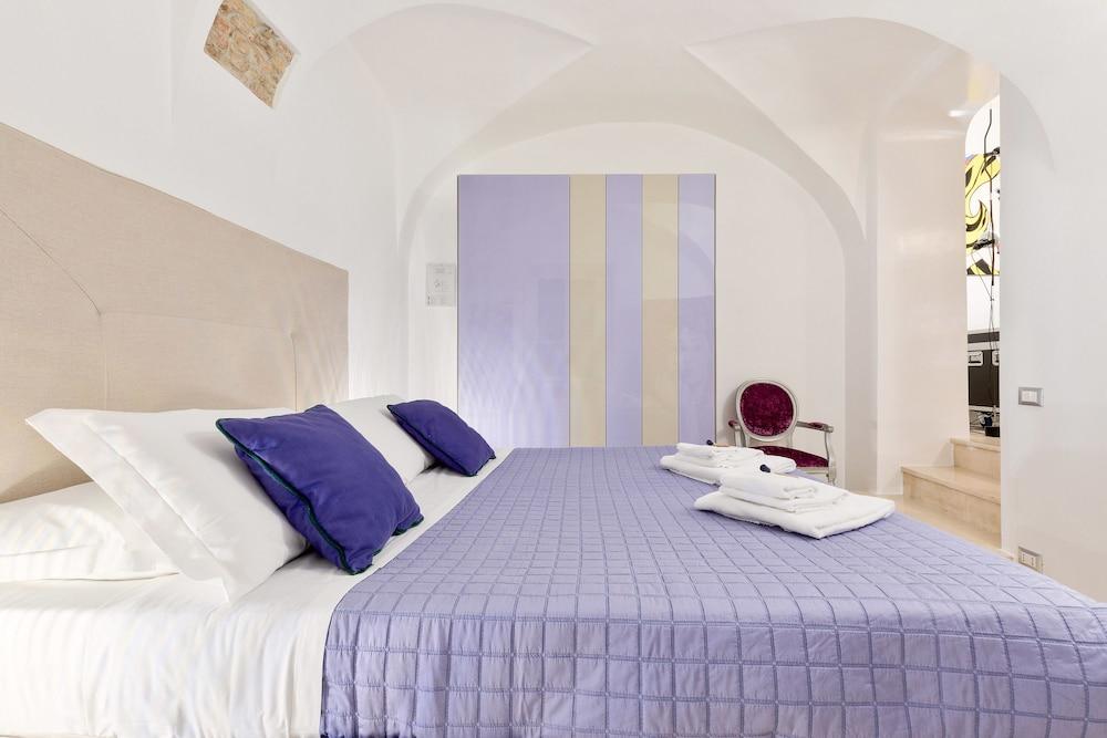 Rome as you feel - Monserrato Design Apartment in Navona - Room