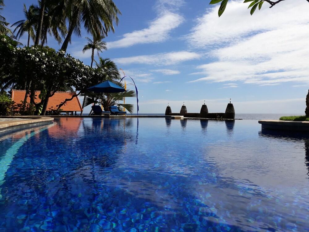 Agung Bali Nirwana Villas and Spa - Outdoor Pool