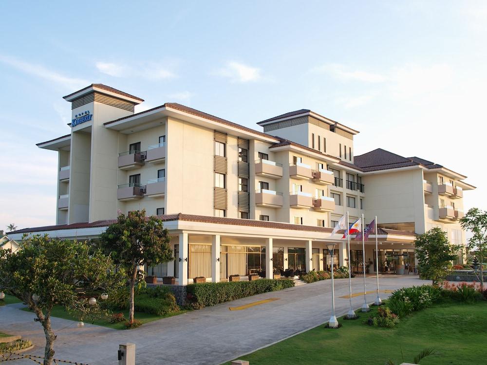 Hotel Kimberly Tagaytay - Featured Image