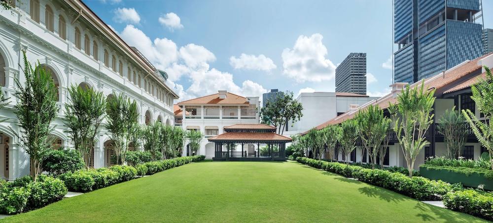 Raffles Singapore - Property Grounds