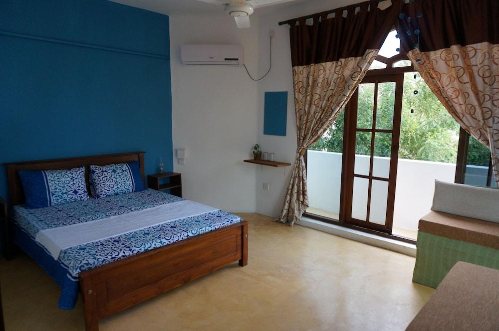 The Villa Negombo - Room