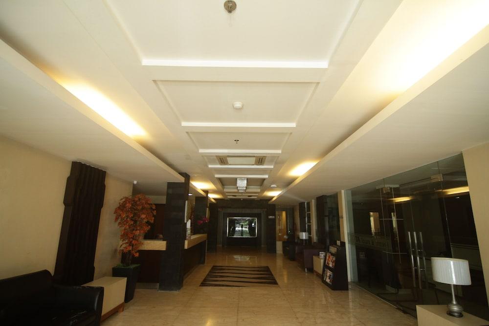 Rota Hotel - Lobby