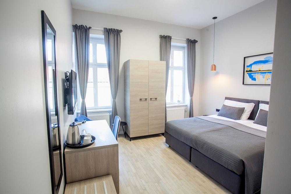 Zagreb City Vibe Apartments & Rooms - Featured Image