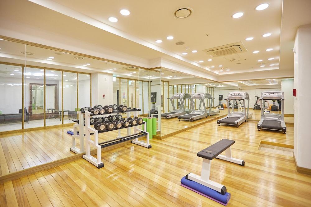 Tower Hill Hotel - Fitness Facility