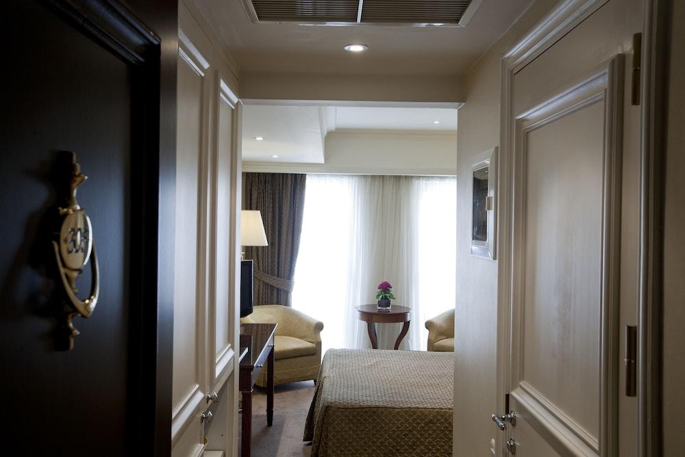 Hera Hotel - Room