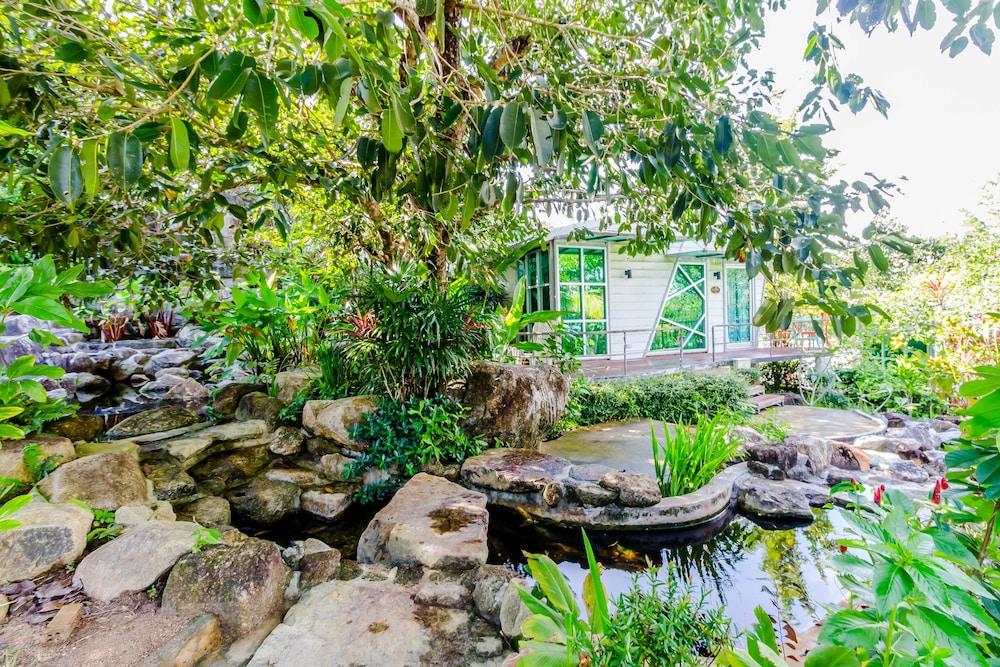 Chalong Hill Tropical Garden Homes - Exterior