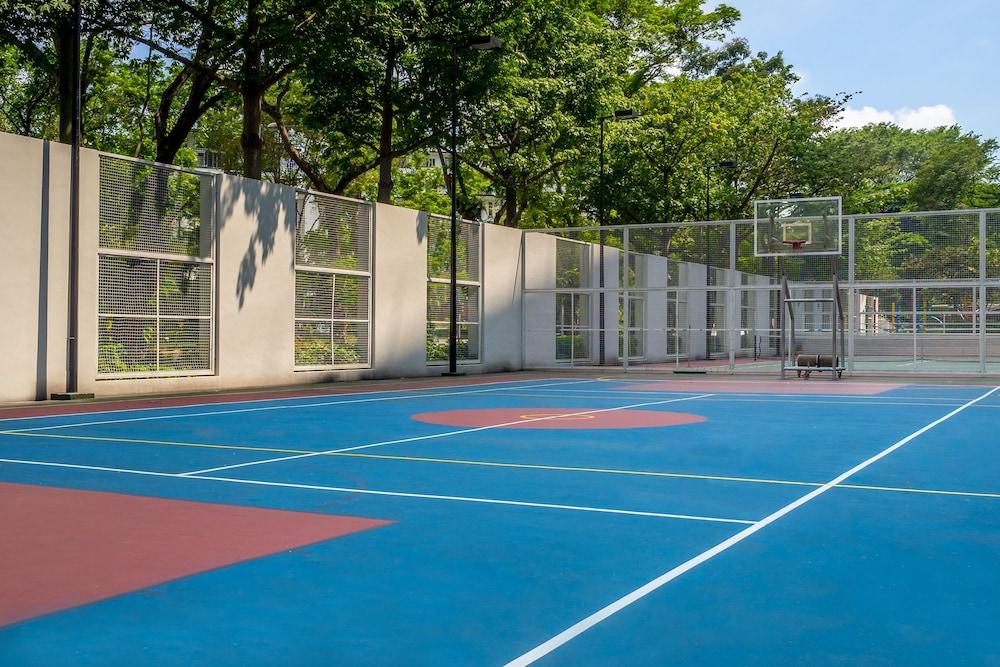 Orchard Scotts Residences - Basketball Court