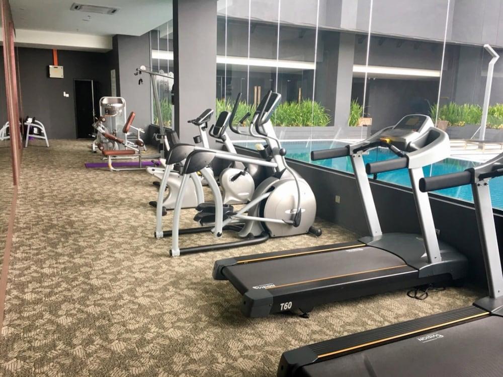 Geno Hotel - Fitness Facility