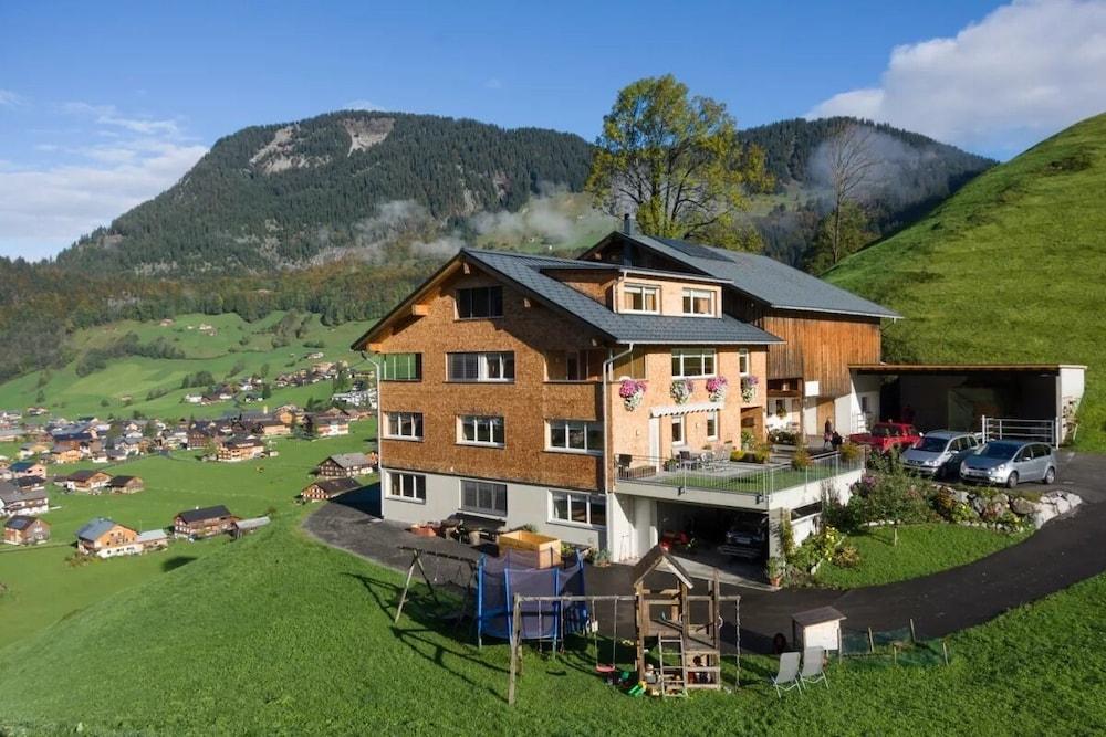 Panoramahof Eggele Kinderbauernhof - Featured Image