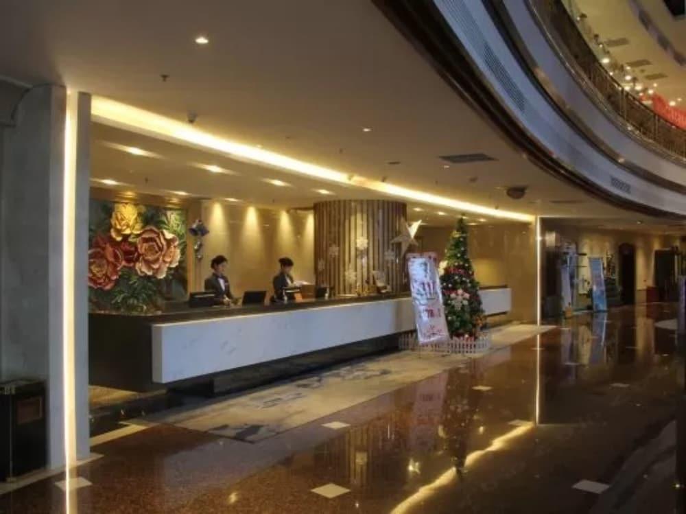 Chu Tian Yin Xing Hotel - Reception