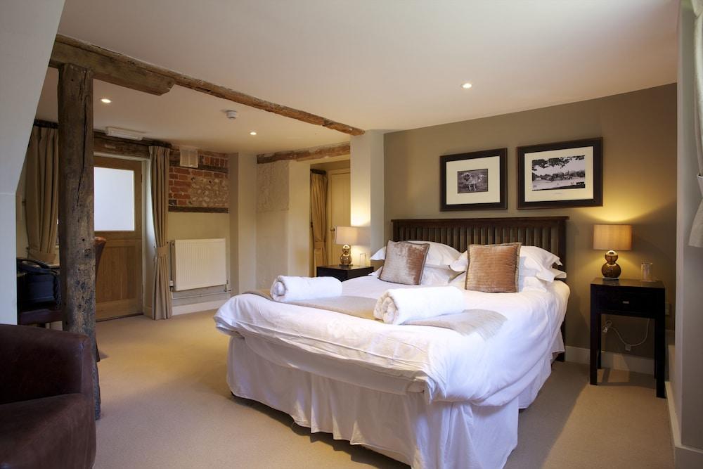 The Woolpack Country Inn - Room