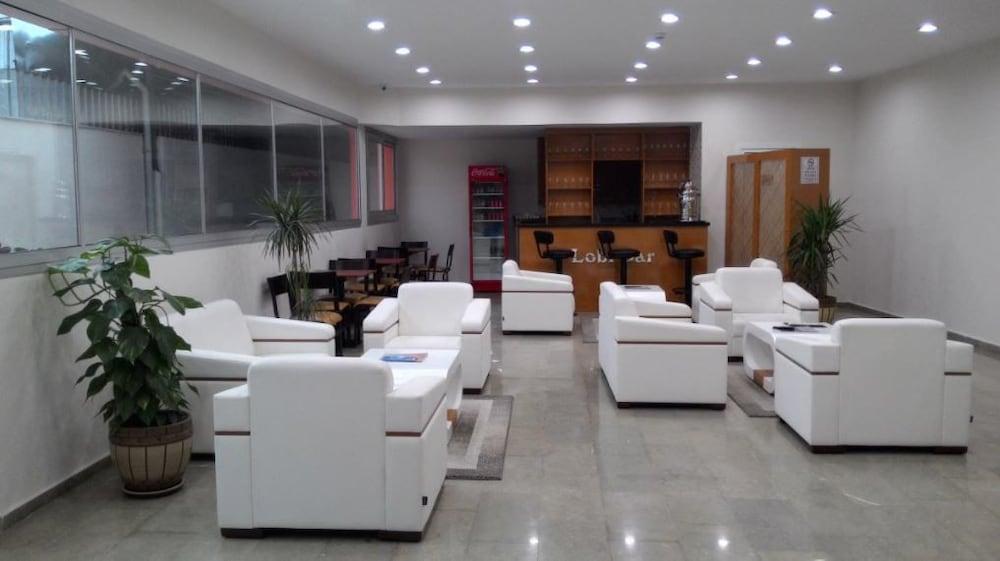 Guney Adana Otel - Lobby Sitting Area
