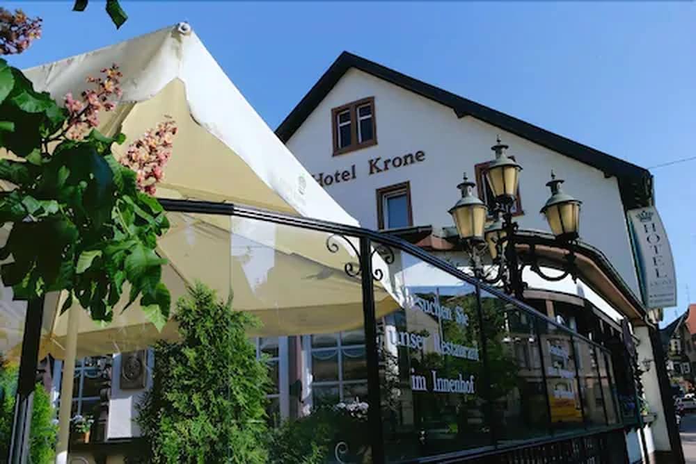 Hotel Krone - Featured Image