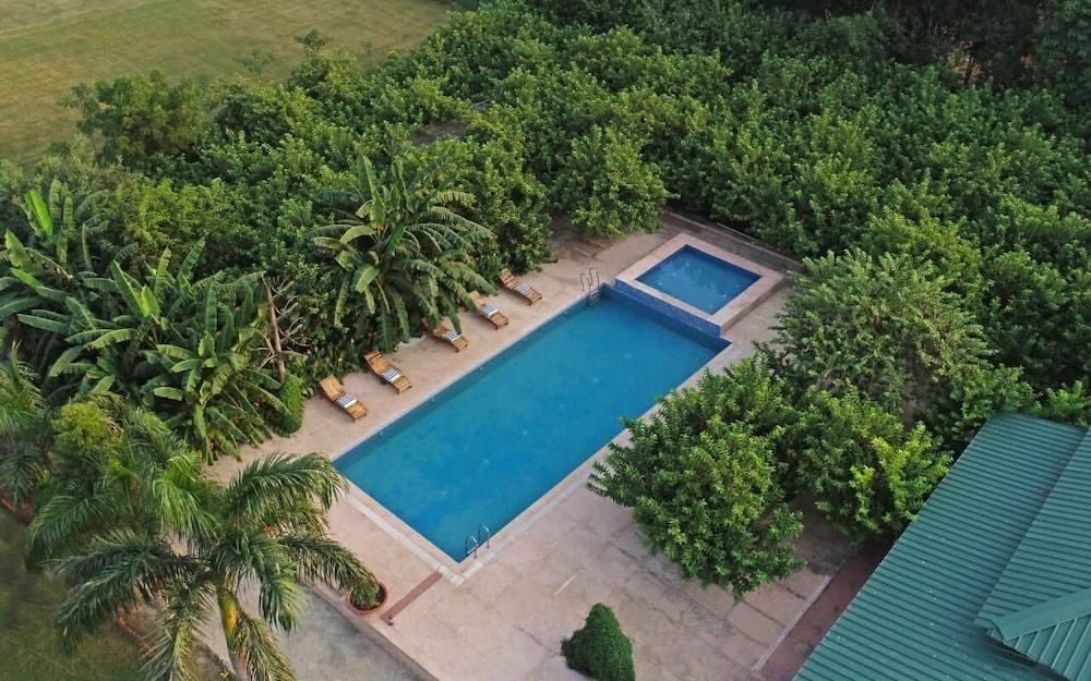 Ranthambore Tiger Inn Comfort Resort - Outdoor Pool