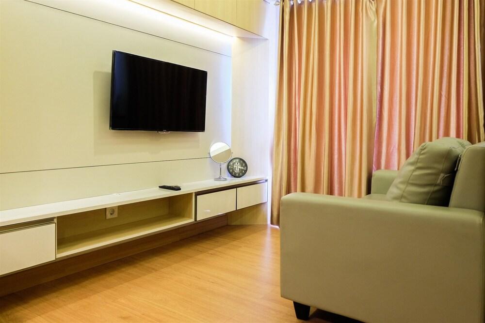 Modern 1BR Apartment @Trivium Terrace Lippo Cikarang - Featured Image