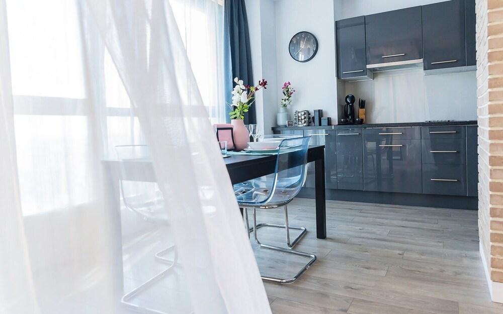 Easy Rent Apartments - SKY - Interior