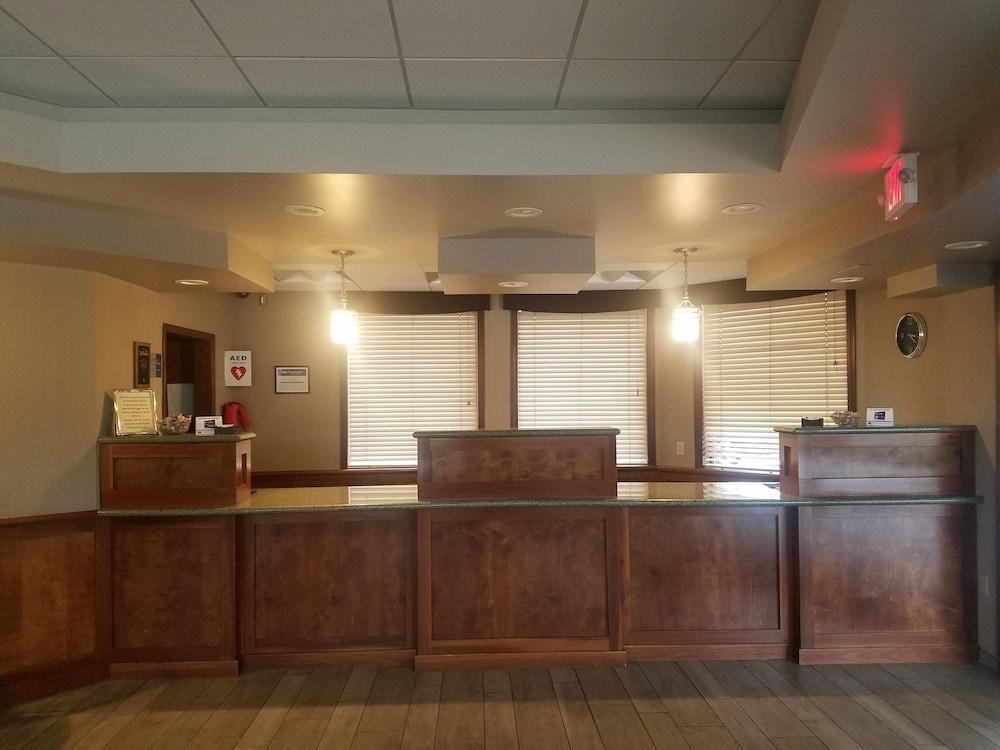 Best Western Plus Rivershore Hotel - Check-in/Check-out Kiosk
