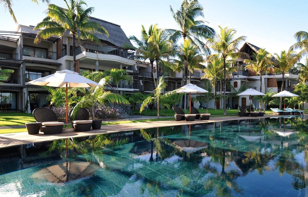 Royal Palm Beachcomber Luxury - Outdoor Pool