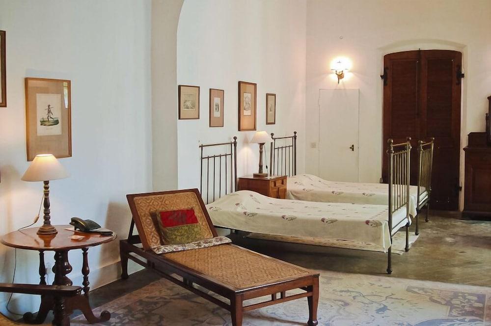 Hotel De L'Orient Pondicherry - Room