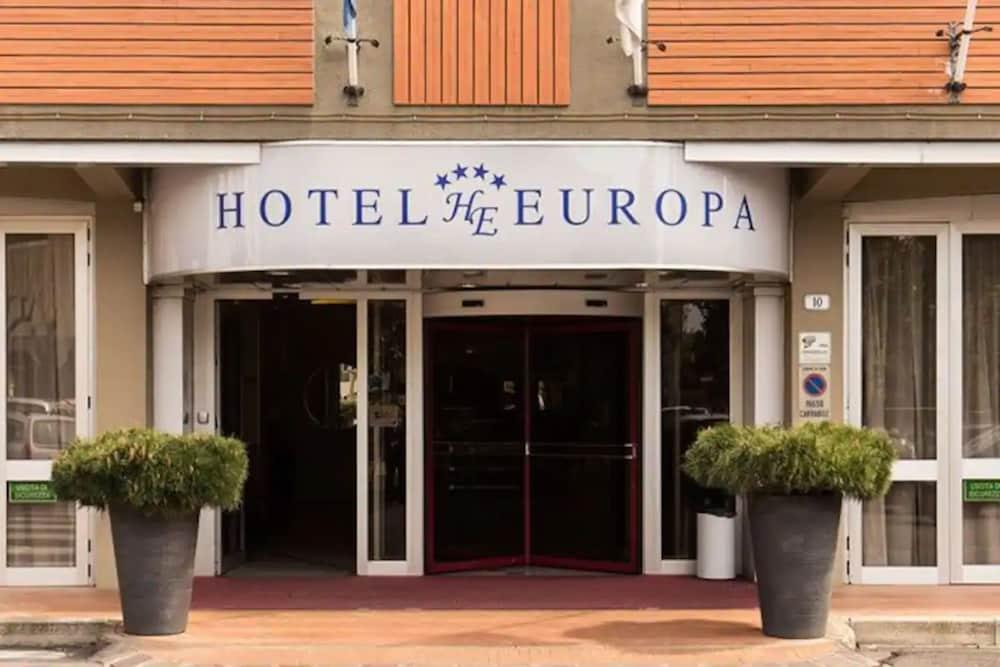 Hotel Europa - Featured Image