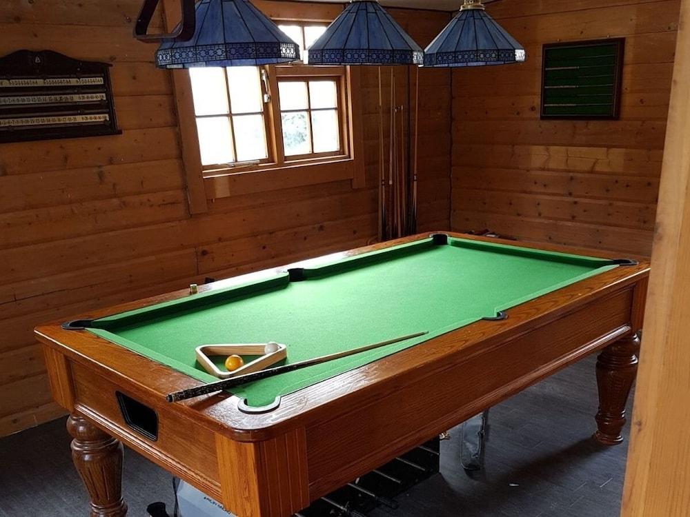 Buildwas Lodge Ironbridge - Game Room