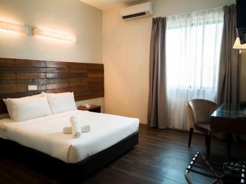 Mandurah Hotel - Room