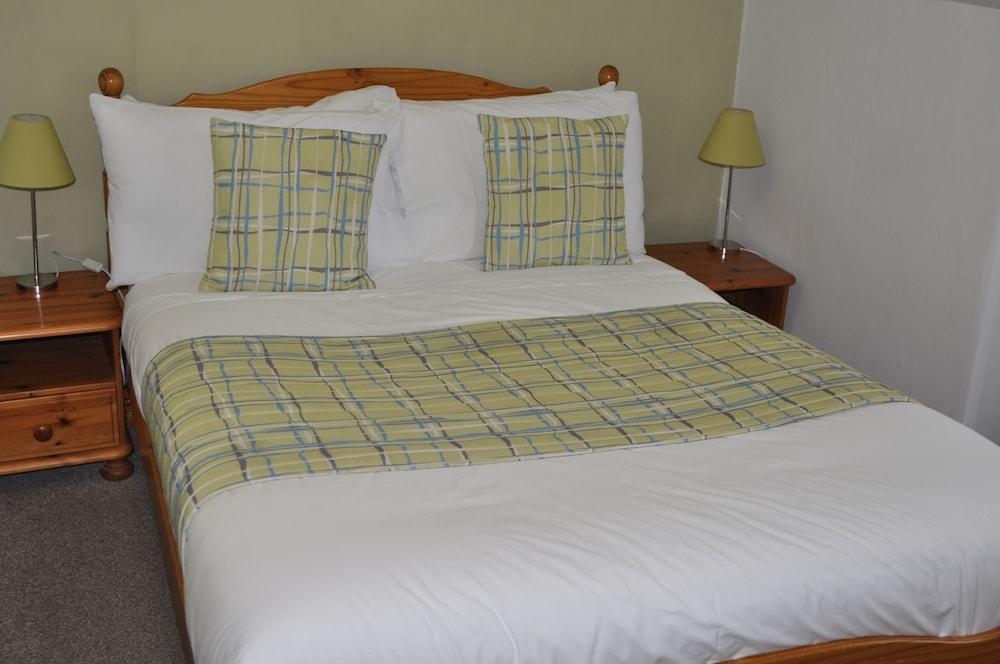 West Loch Hotel - Room