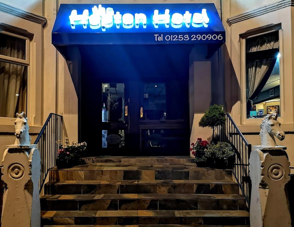 The Hopton Hotel - Featured Image