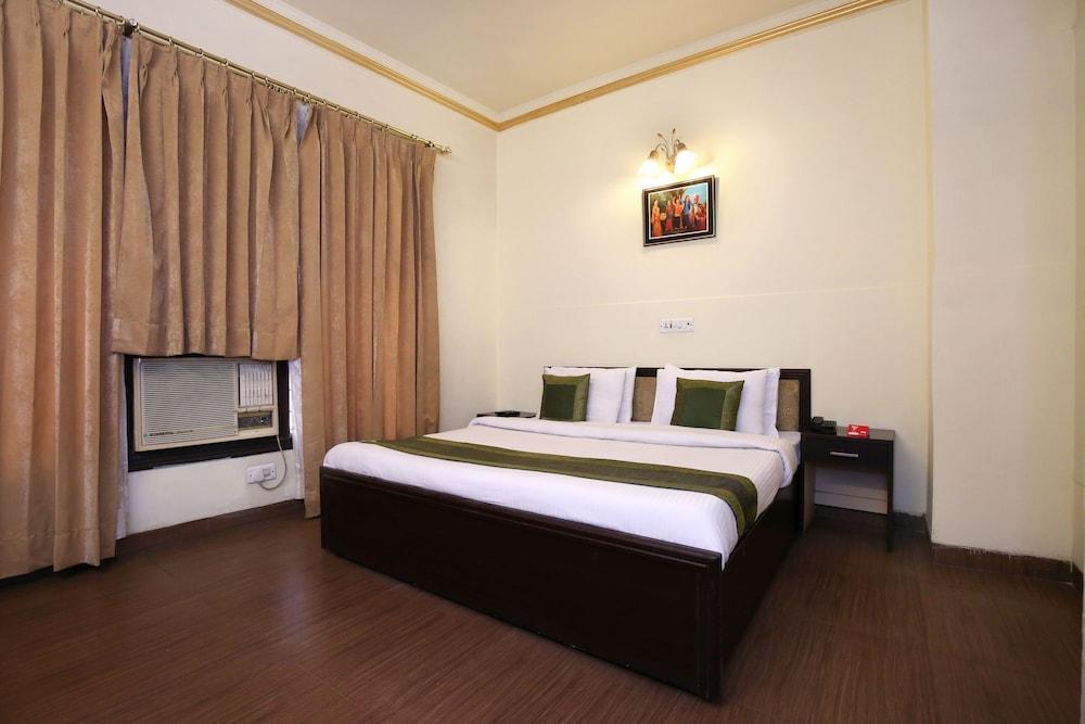 OYO 9736 Hotel Downtown Suites - Room