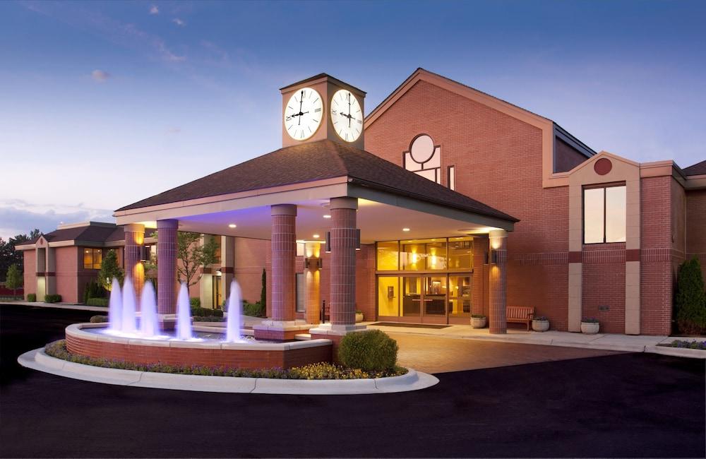 Ann Arbor Regent Hotel & Suites - Featured Image