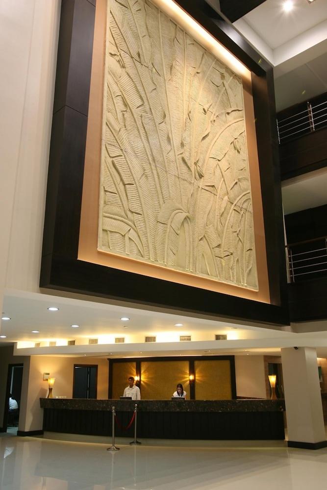 Tanza Oasis Hotel and Resort - Reception Hall