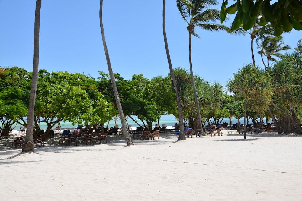 Neptune Pwani Beach Resort & Spa Zanzibar - All Inclusive - Property Grounds