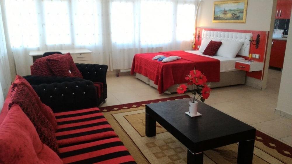Antakya 3 Bedrooms 2 by Dream of Holiday - Room