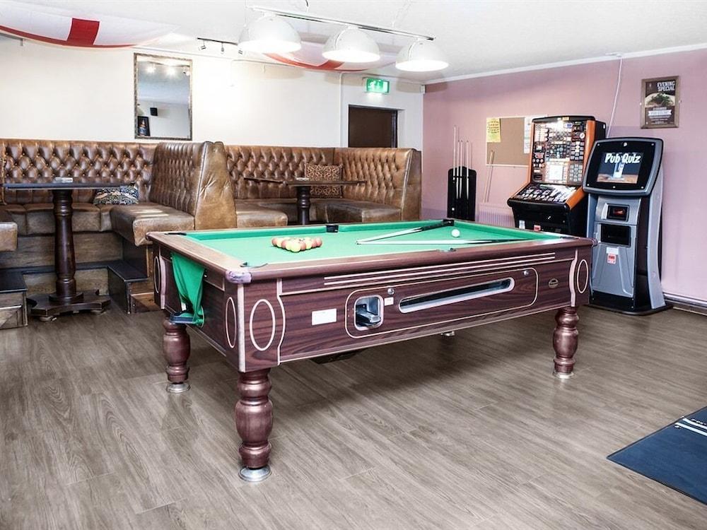 The Crewe Arms Hotel - Game Room