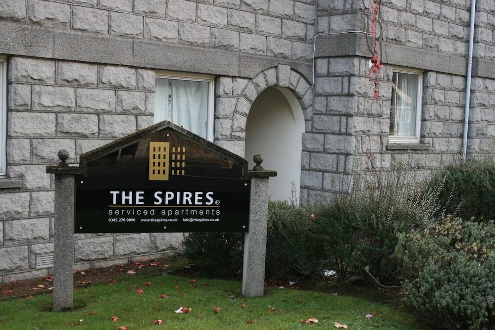 The Spires Serviced Apartments Aberdeen - Interior Entrance