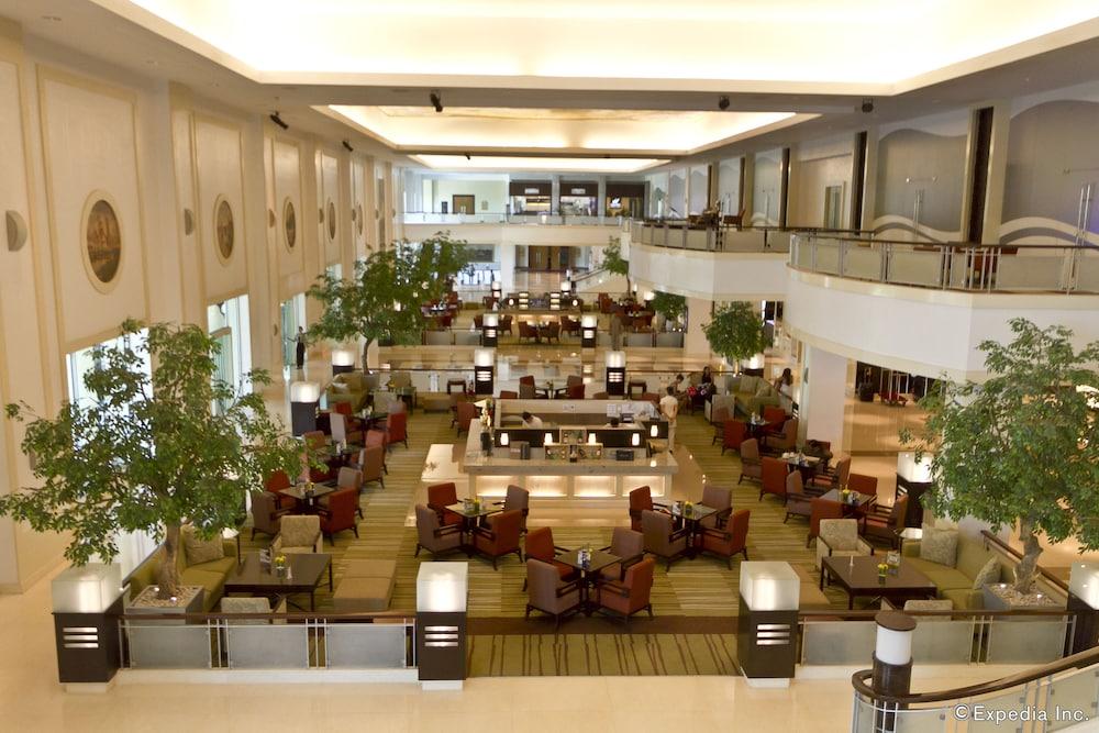 Waterfront Cebu City Hotel & Casino - Lobby Sitting Area