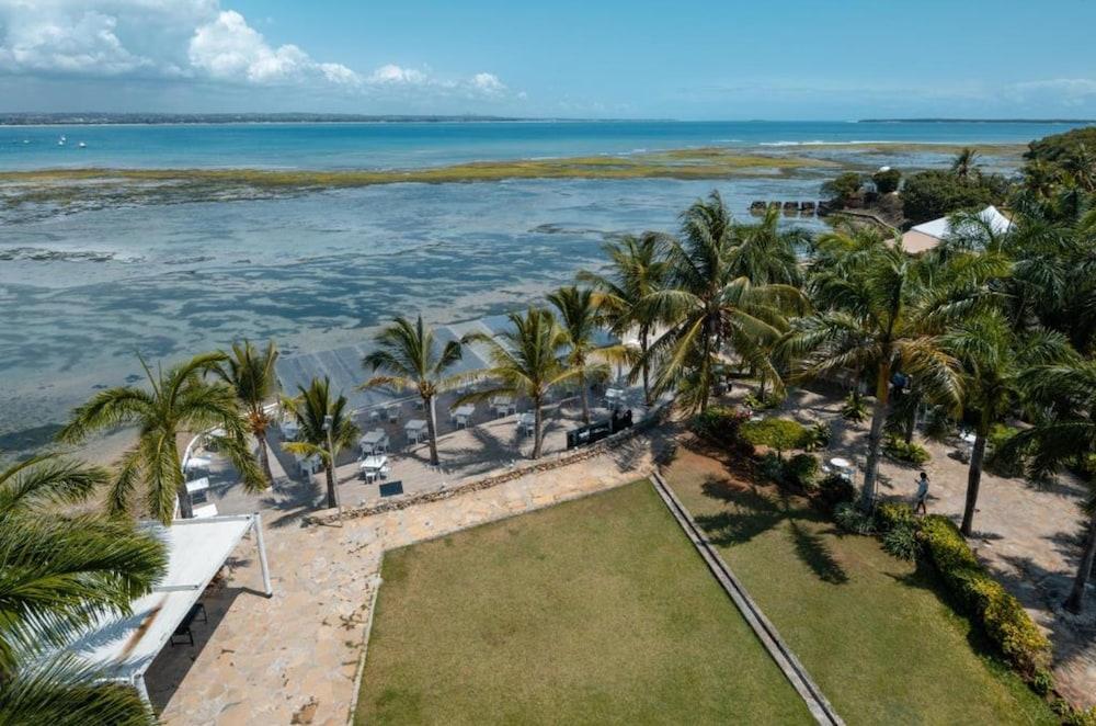 Coral Beach Hotel Dar Es Salaam - Aerial View