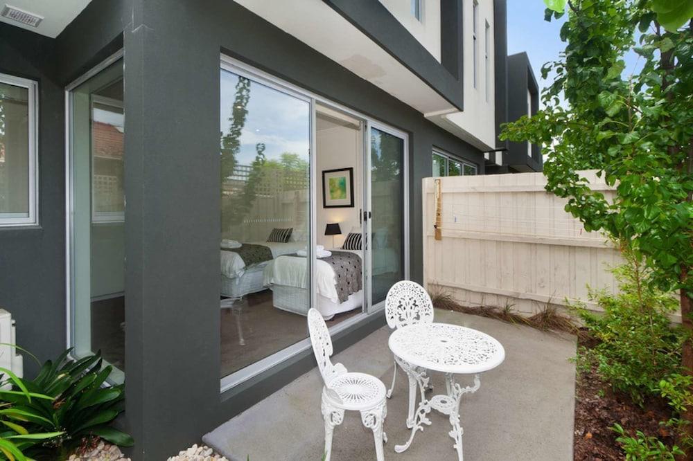 Style in the Heart of Caulfield - Terrace/Patio