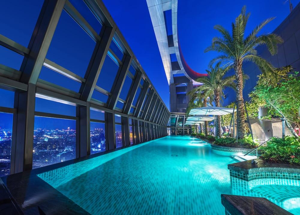 Caesar Park Hotel Banqiao - Infinity Pool
