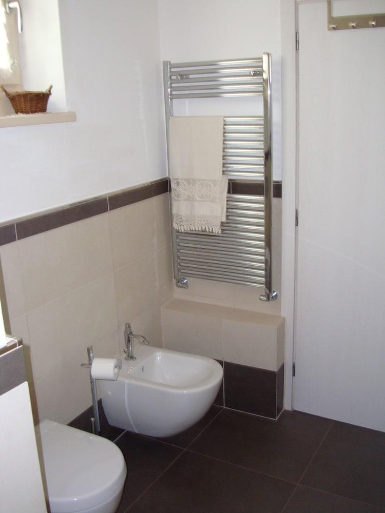 Appartamento Residence Bezzuglio - Bathroom