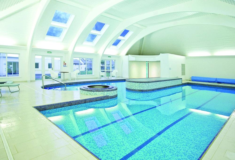 St Moritz Hotel - Indoor Pool